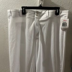 White sports pants for boys,Wilson brand .Z:XL.